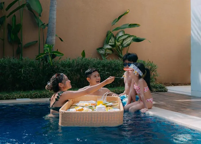 Royal Garden And Bali Villa