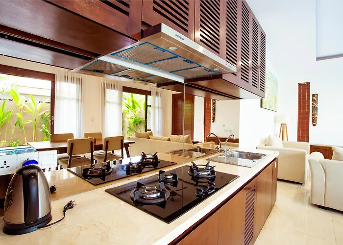 Royal Garden And Bali Villa