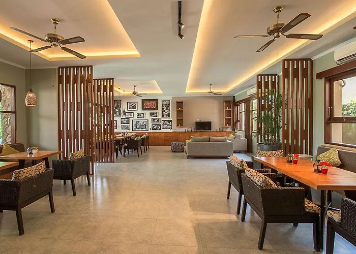 Royal Garden And Bali Villa